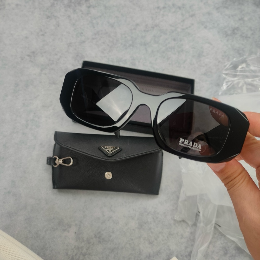 Prada Black Unisex Sunglasses